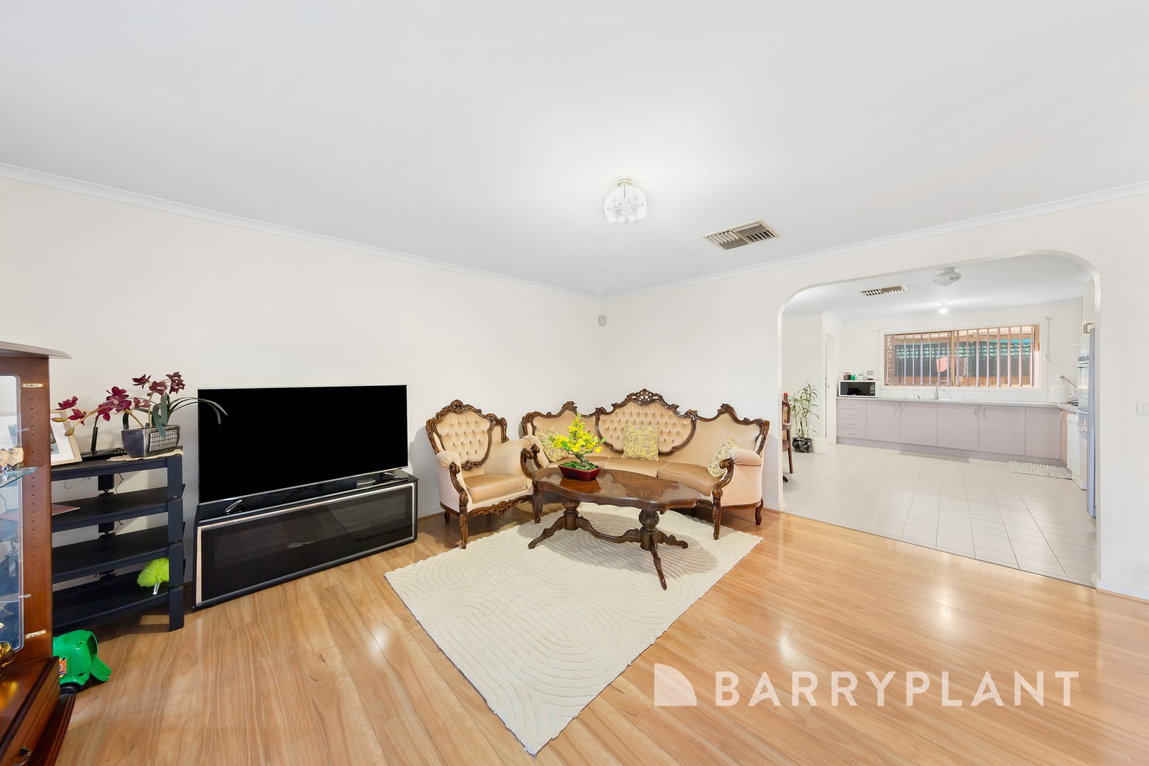 1/4 Tanunda Mews, St Albans, VIC 3021 - Thumbnail 2 - 07/08/2025