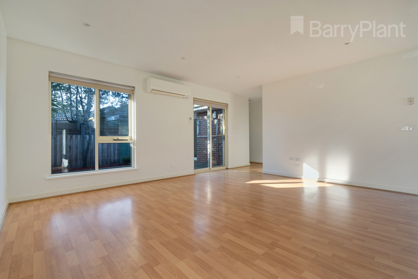 1/40 Macartney Street, Reservoir, VIC 3073, Reservoir - Thumbnail 2
