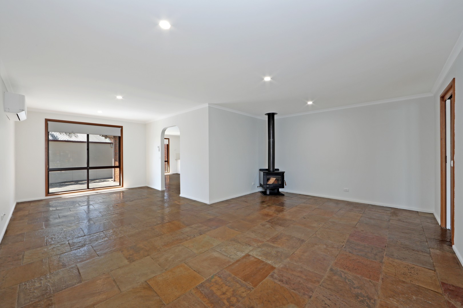 1/42 Colorado Crescent, Rowville, VIC 3178, Rowville - Thumbnail 2