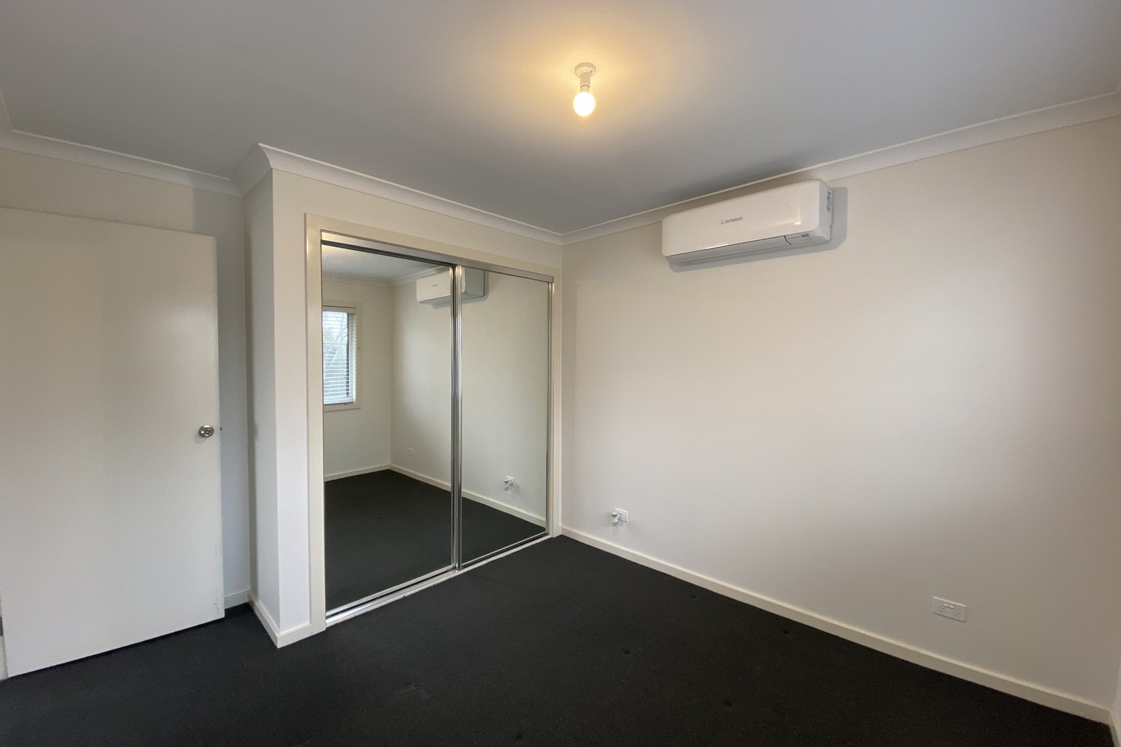 1/42 Eisenhower Street, Reservoir, VIC 3073, Reservoir - Thumbnail 4