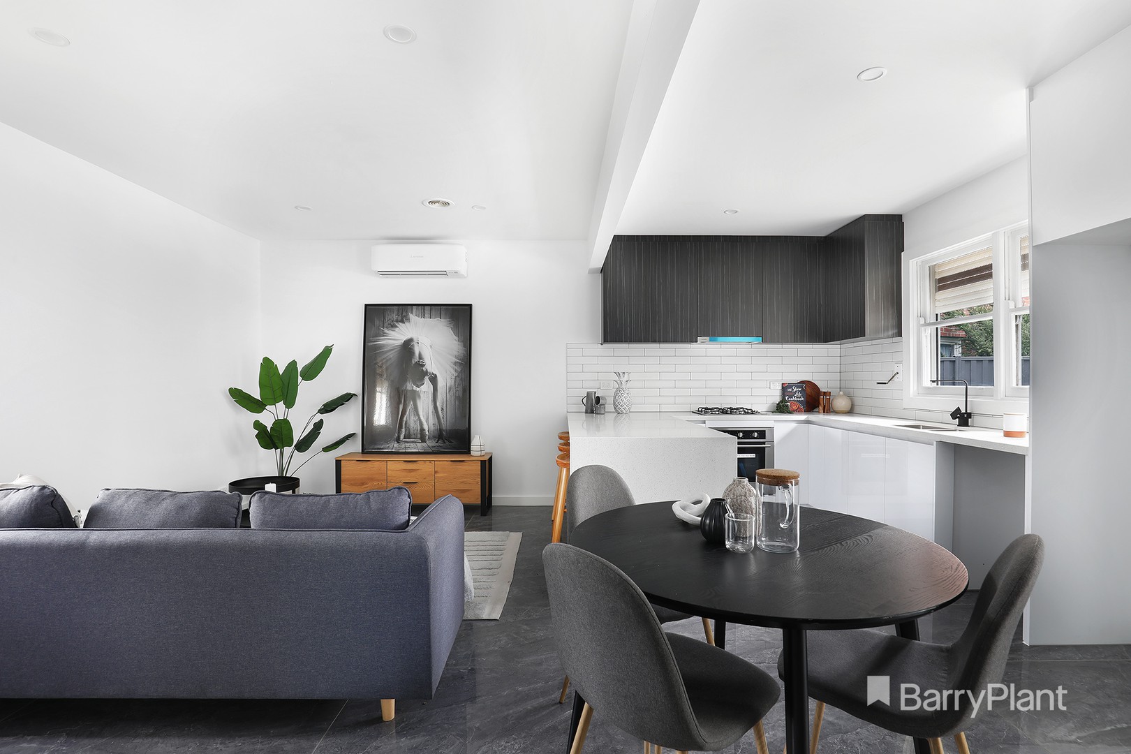 1/42 Hales Crescent, Jacana, VIC 3047, Jacana - Thumbnail 2