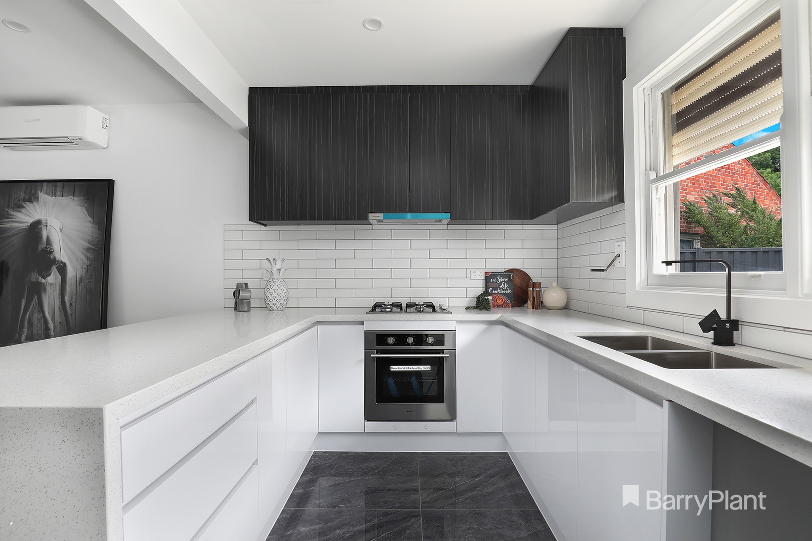 1/42 Hales Crescent, Jacana, VIC 3047, Jacana - Thumbnail 4