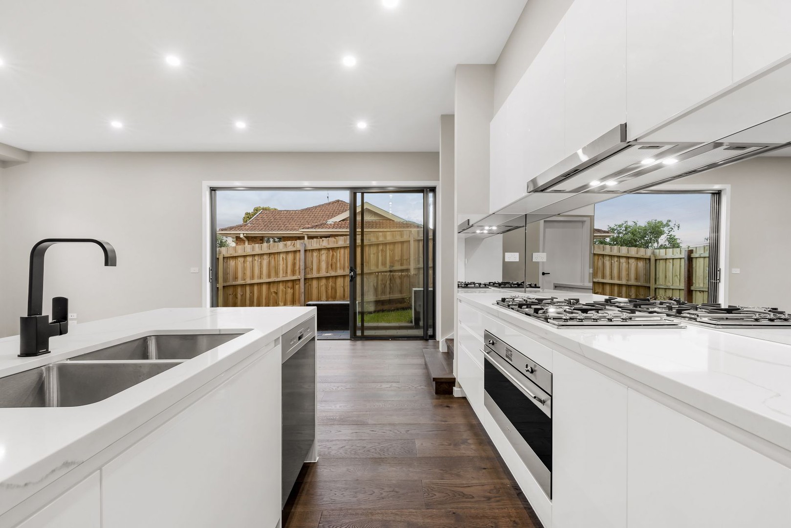 1/42 Para Road, Montmorency, VIC 3094, Montmorency - Thumbnail 2