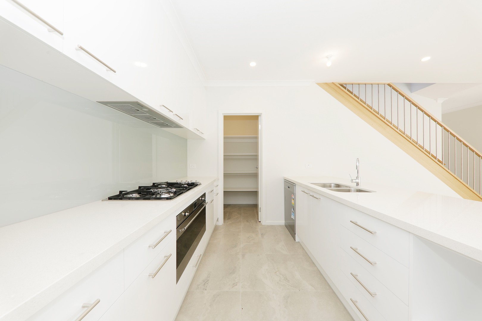 1/42 Windella Crescent, Glen Waverley, VIC 3150 - Thumbnail 1 - 27/09/2022