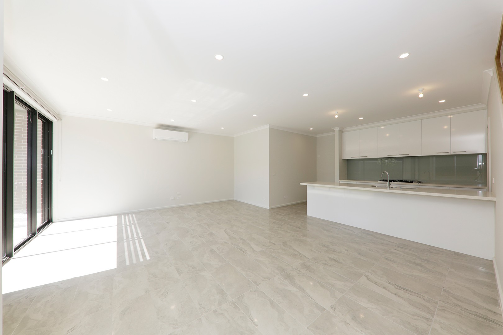 1/42 Windella Crescent, Glen Waverley, VIC 3150, Glen Waverley - Thumbnail 4