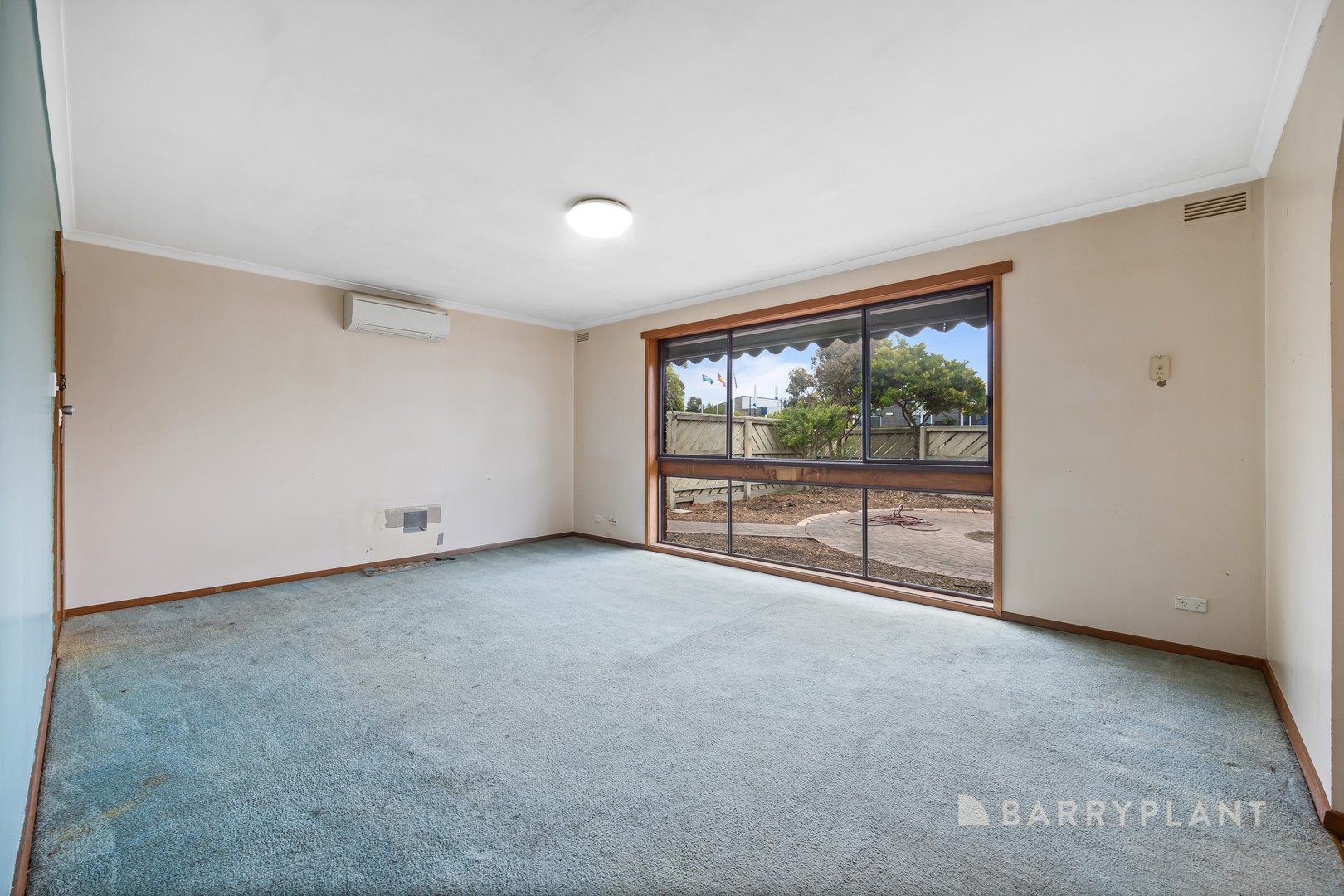 1/424 Forest Street, Wendouree, VIC 3355, Wendouree - Thumbnail 2