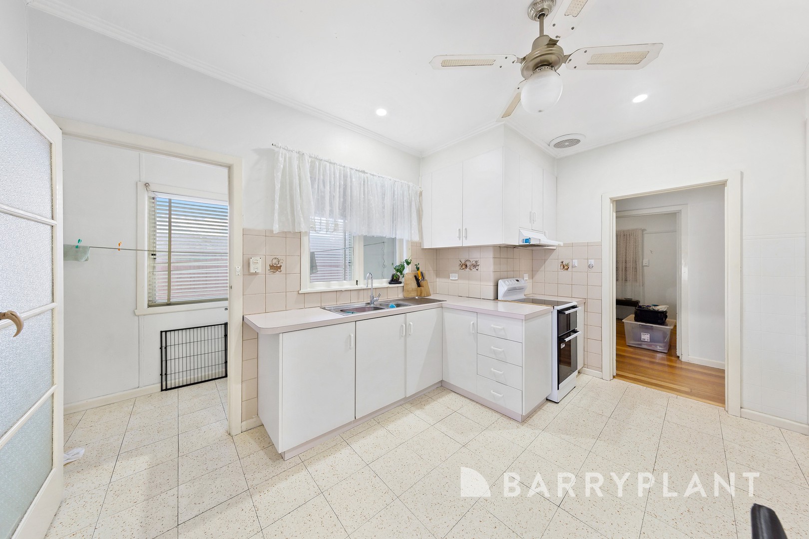 1/43 Adelaide Street, St Albans, VIC 3021, St Albans - Thumbnail 3