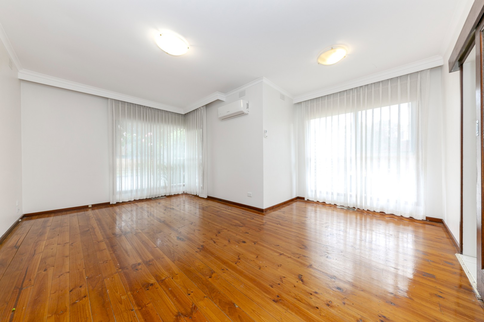 1/439 Waverley Road, Mount Waverley, VIC 3149, Mount Waverley - Thumbnail 2