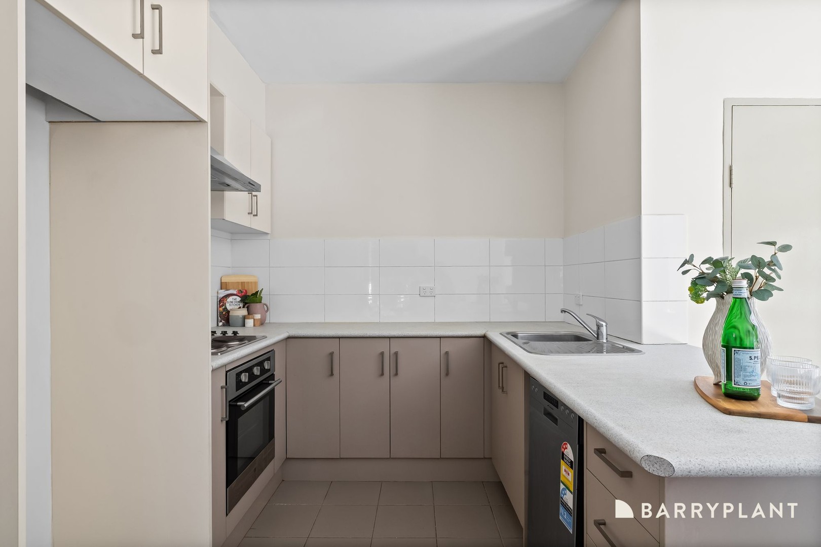1/44 Geelong Road, Footscray, VIC 3011, Footscray - Thumbnail 5