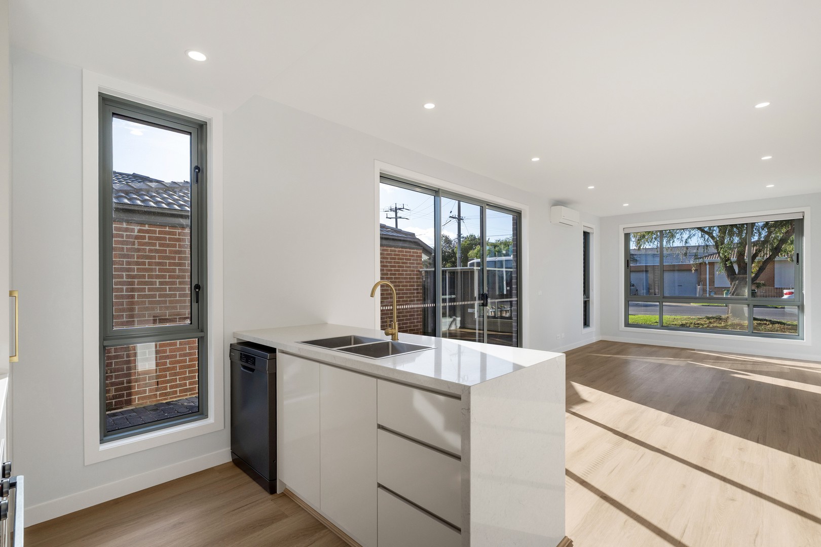 1/45 Byfield Street, Reservoir, VIC 3073 - Thumbnail 2 - 24/07/2026