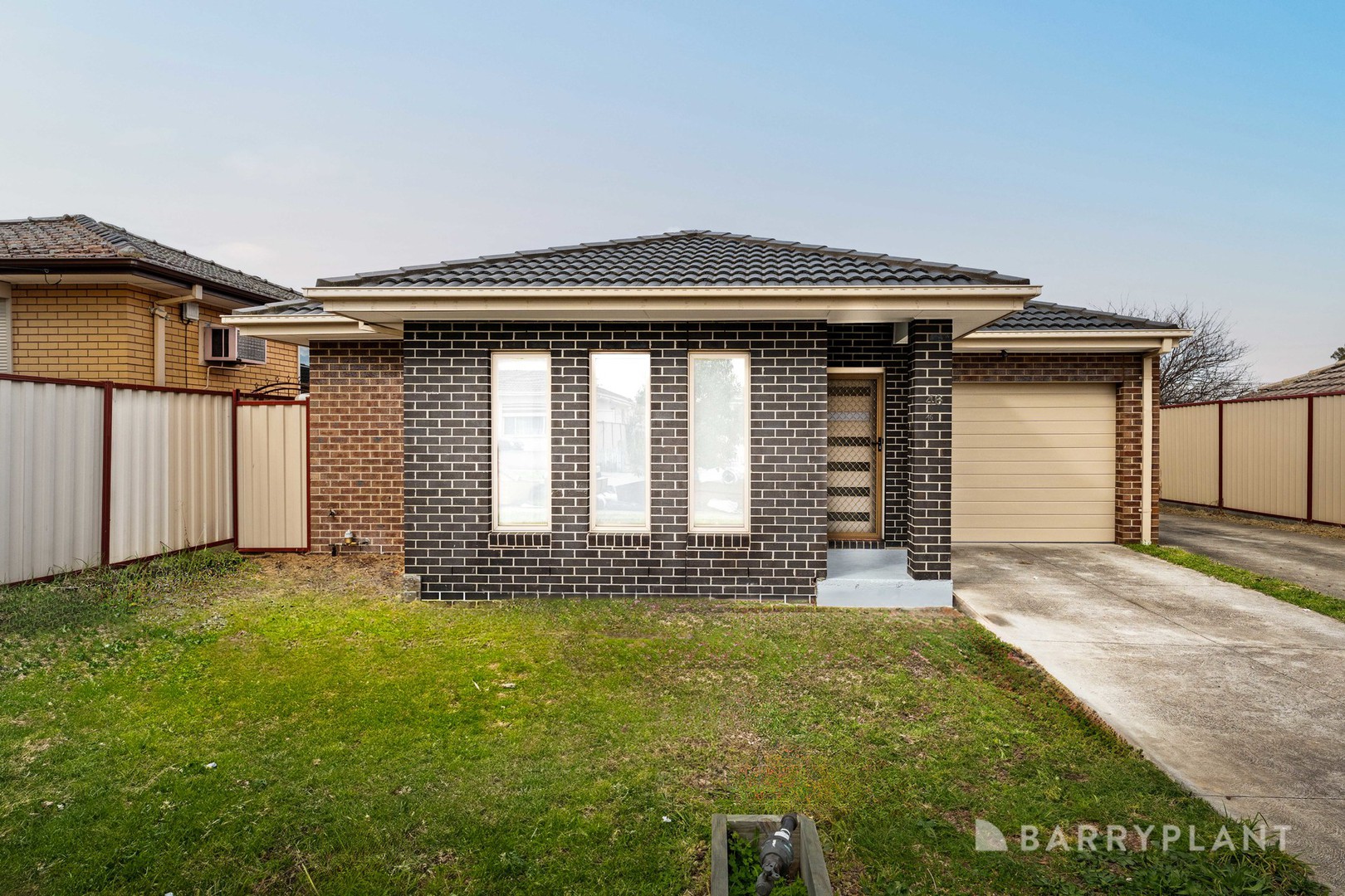 1/46 Erica Avenue, St Albans, VIC 3021, St Albans - Thumbnail 2