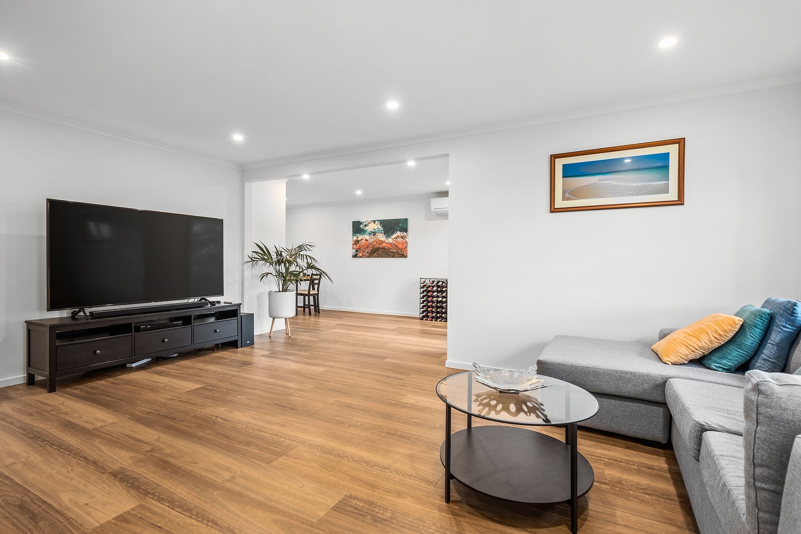 1/47 Chute Street, Mordialloc, VIC 3195 - Thumbnail 2 - 03/02/2022