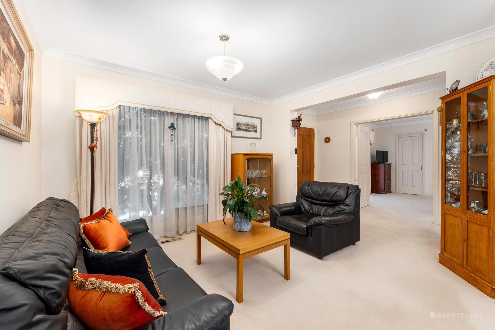 1/48 Devon Drive, Doncaster East, VIC 3109 - Thumbnail 2 - 17/10/2024