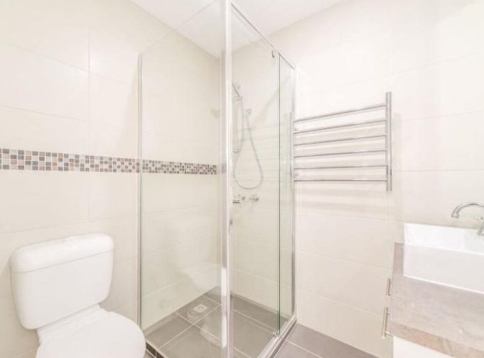 1/48 Oxley Road, Hawthorn, VIC 3122 - Thumbnail 2 - 08/01/2024