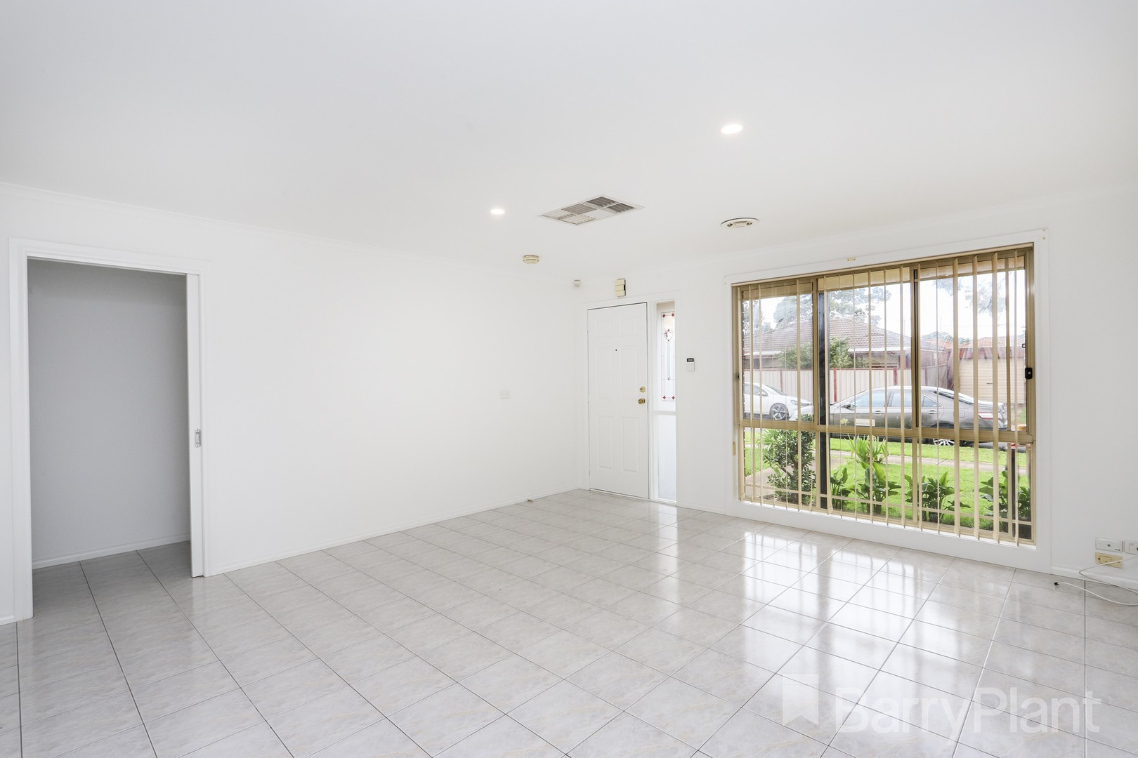 1/49 Glinden Avenue, Ardeer, VIC 3022, Ardeer - Thumbnail 2