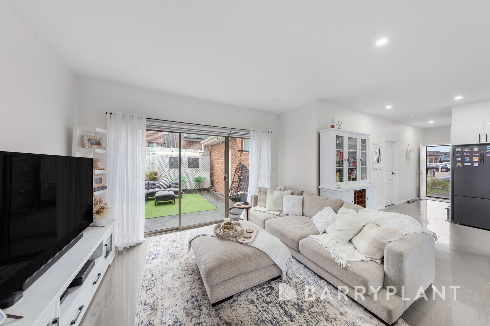 1/49 Ivanhoe Avenue, St Albans, VIC 3021, St Albans - Thumbnail 3