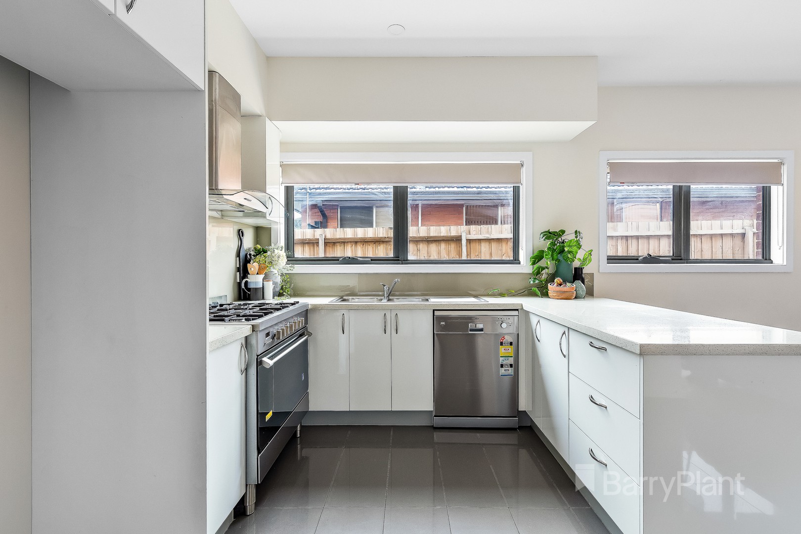 1/49 Ivanhoe Avenue, St Albans, VIC 3021, St Albans - Thumbnail 8