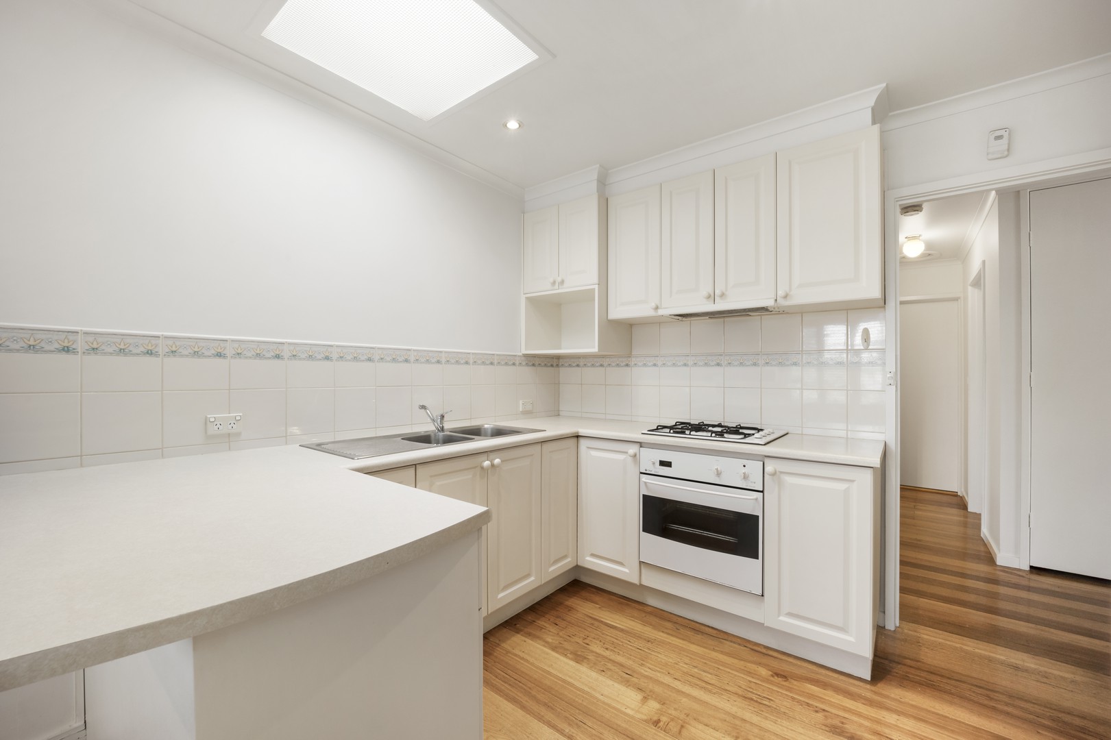 1/5-7 Venice Street, Mentone, VIC 3194, Mentone - Thumbnail 5