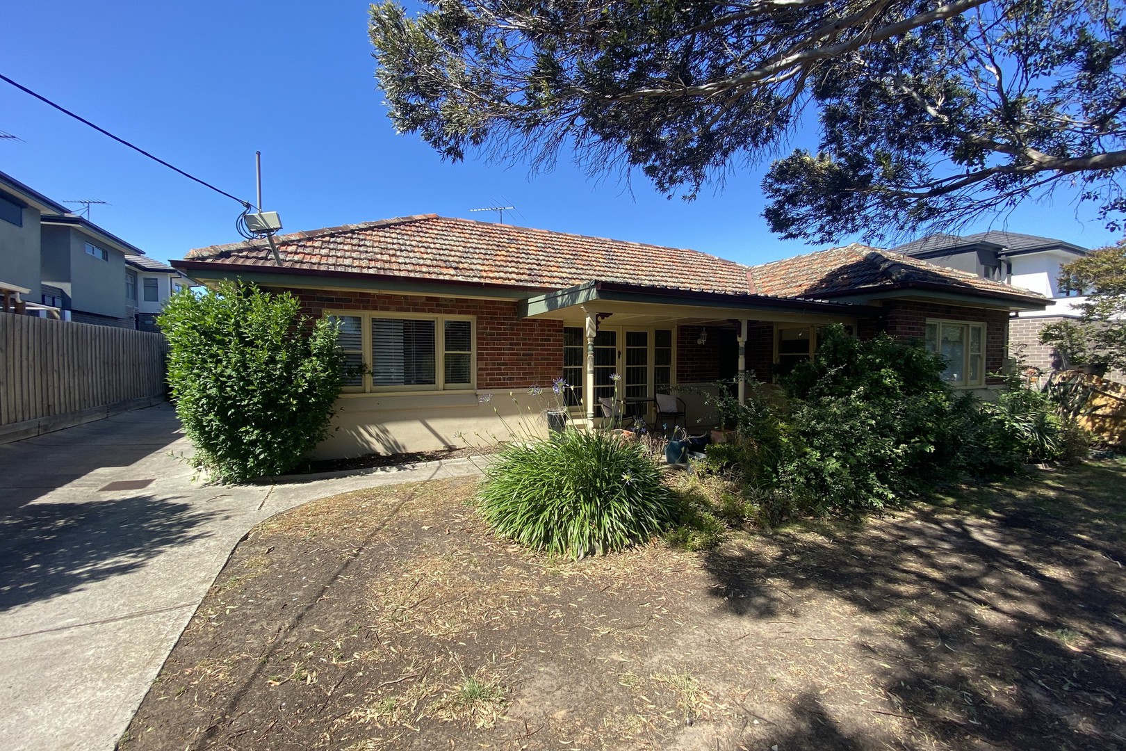 1/5 Barry Street, Reservoir, VIC 3073 - Thumbnail 1 - 12/01/2022