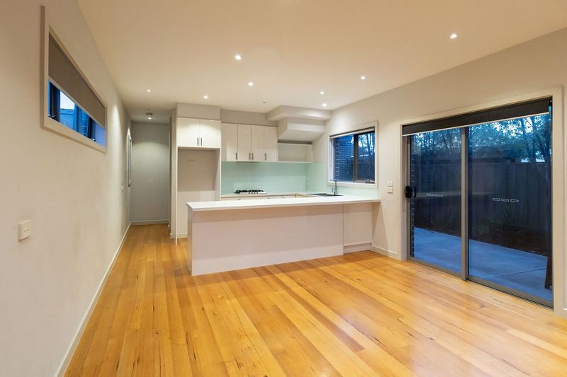 1/5 Bent Street, Westmeadows, VIC 3049 - Thumbnail 1 - 15/05/2025