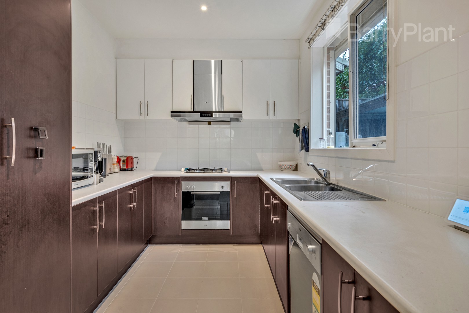 1/5 Box Street, Reservoir, VIC 3073 For Rent