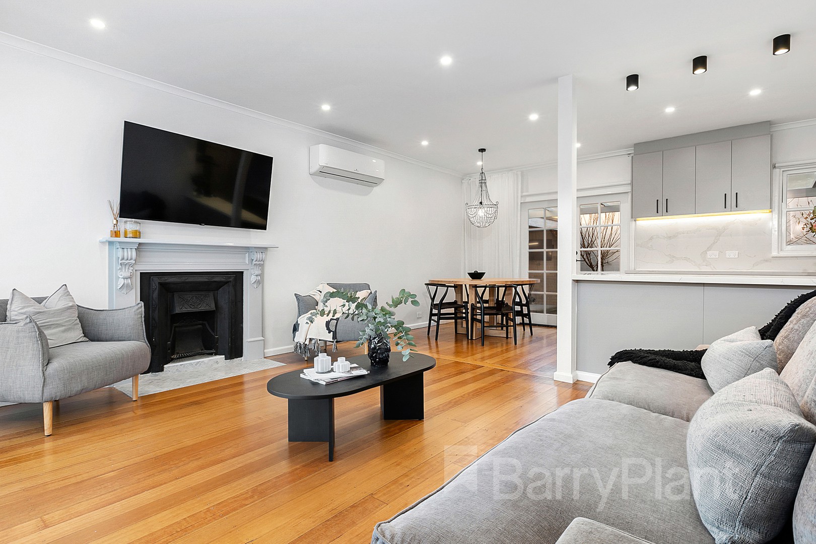 1/5 Bunnett Road, Knoxfield, VIC 3180 - Thumbnail 2 - 29/06/2023