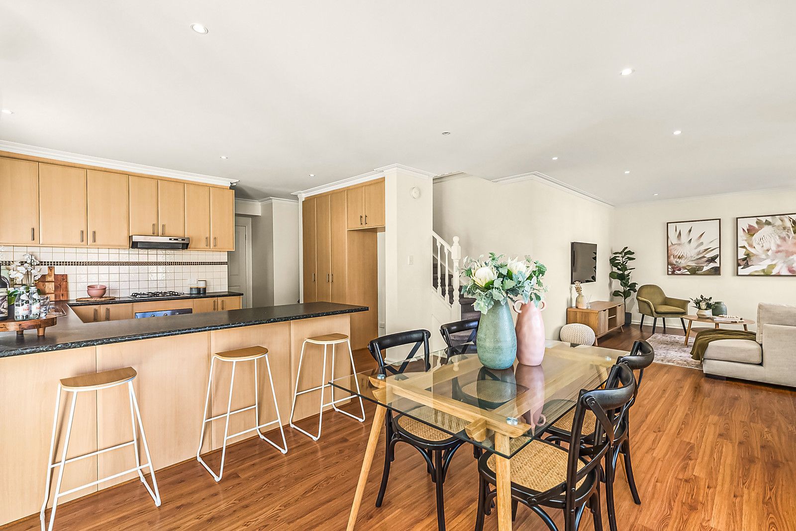 1/5 Cameron Road, Essendon, VIC 3040, Essendon - Thumbnail 3