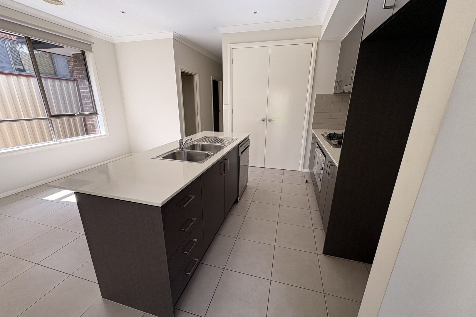 1/5 Carbine Way, Keilor Downs, VIC 3038, Keilor Downs - Thumbnail 3