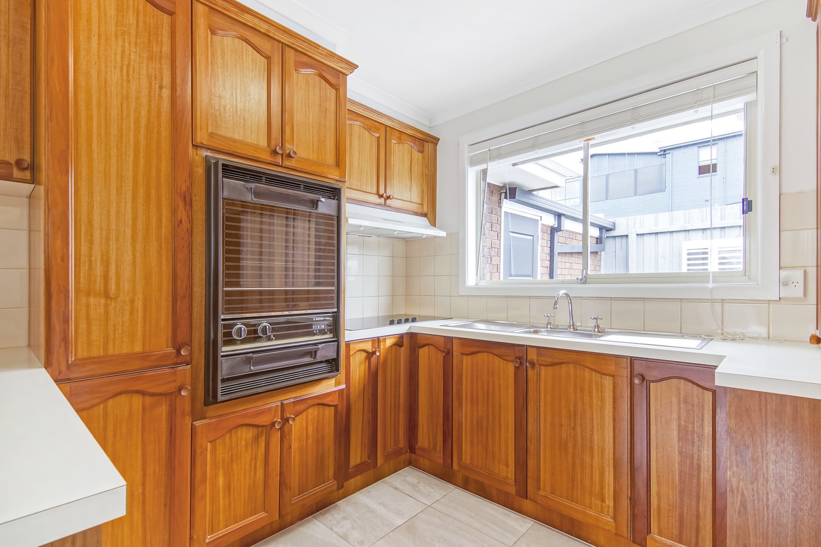1/5 Coronation Street, Geelong West, VIC 3218, Geelong West - Thumbnail 2