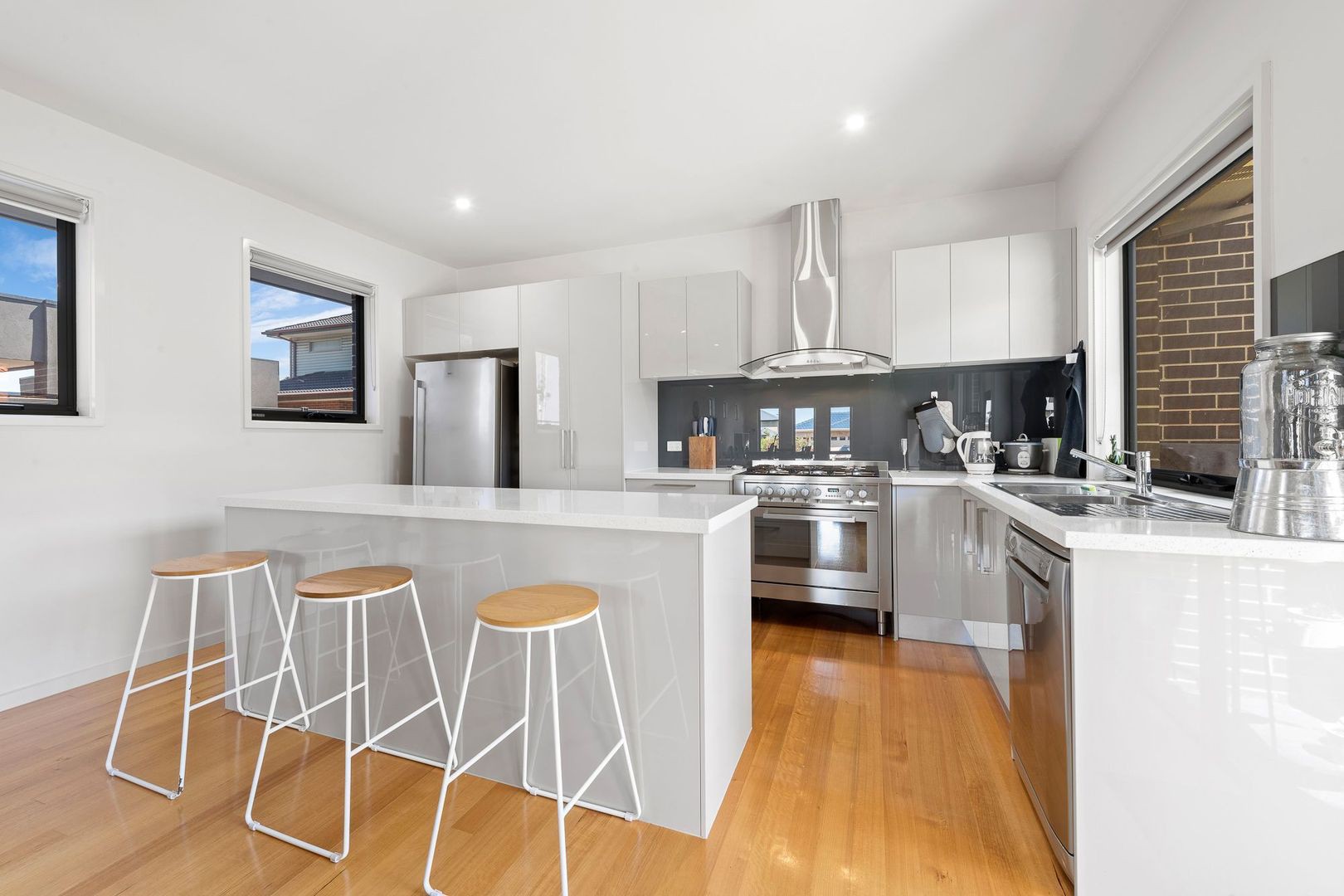 1/5 Dagonet Street, Strathmore, VIC 3041, Strathmore - Thumbnail 2