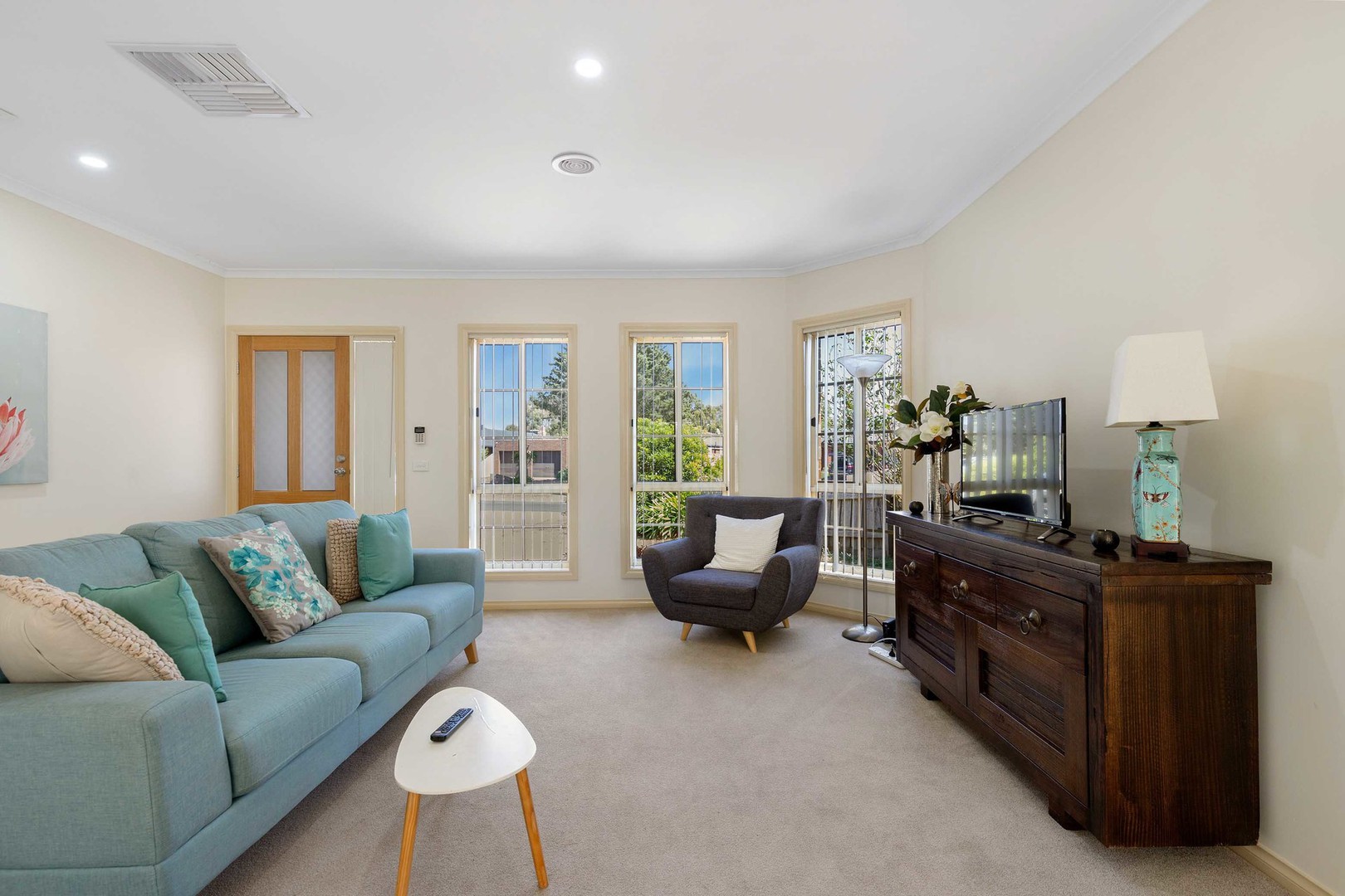 1/5 Gala Place, Keilor Downs, VIC 3038, Keilor Downs - Thumbnail 2