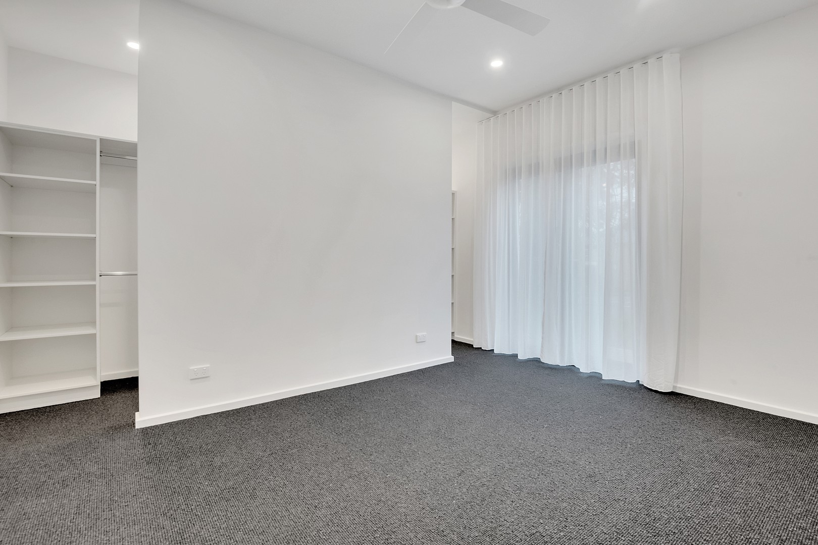 1/5 Grand Boulevard, Montmorency, VIC 3094, Montmorency - Thumbnail 5