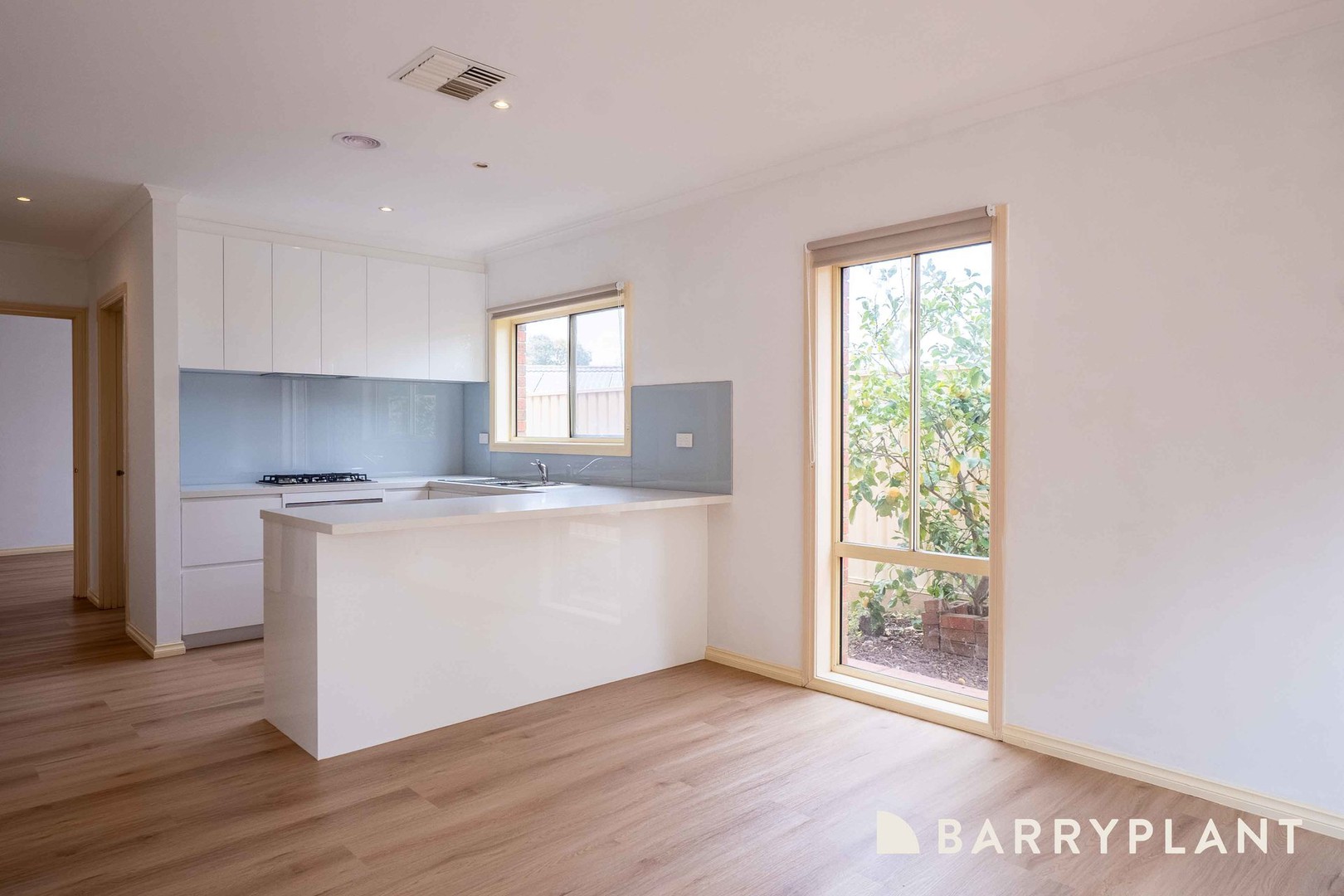 1/5 Ilani Street, Epping, VIC 3076, Epping - Thumbnail 4