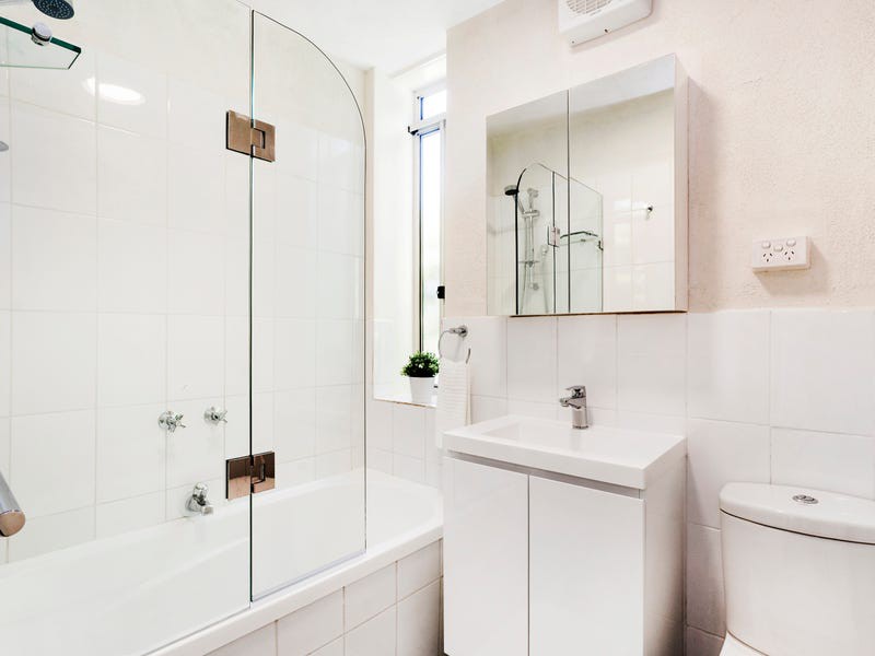 1/5 James Street, Box Hill, VIC 3128 - Thumbnail 2 - 08/09/2025