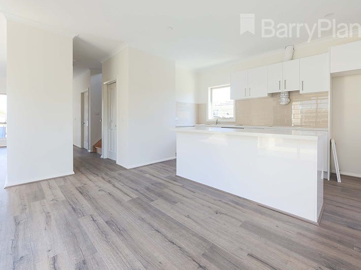 1/5 Lorraine Street, Dandenong, VIC 3175, Dandenong - Thumbnail 2