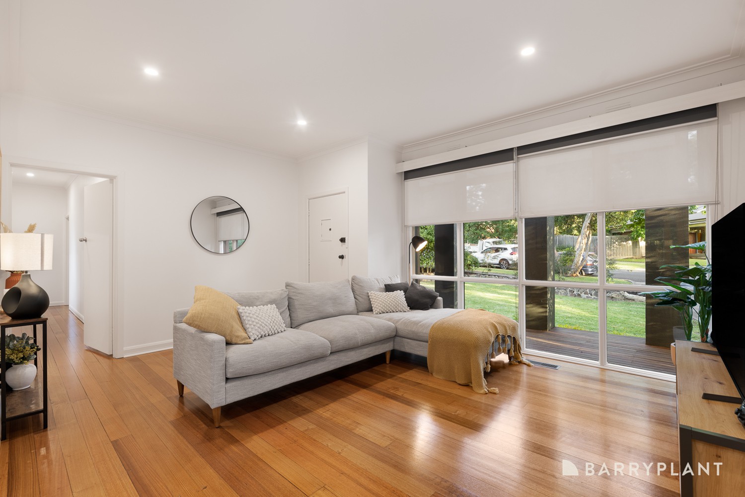 1/5 Moira Road, Kilsyth, VIC 3137, Kilsyth - Thumbnail 2