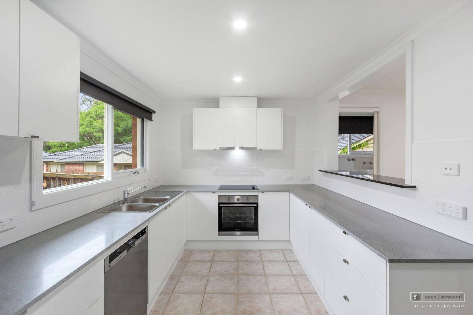 1/5 Morris Road, Croydon, VIC 3136, Croydon - Thumbnail 2