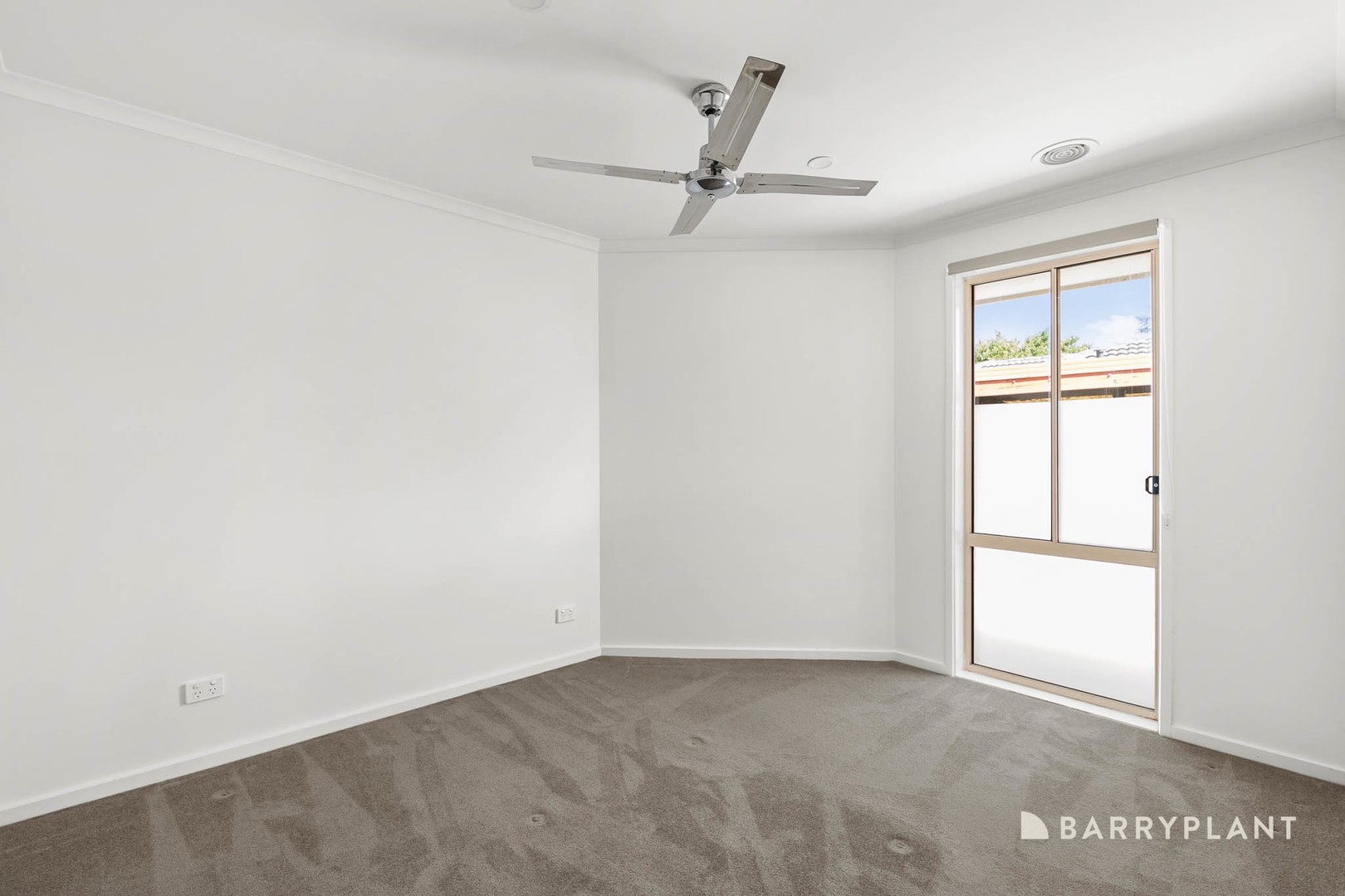 1/5 Nandina Road, Narre Warren, VIC 3805, Narre Warren - Thumbnail 4