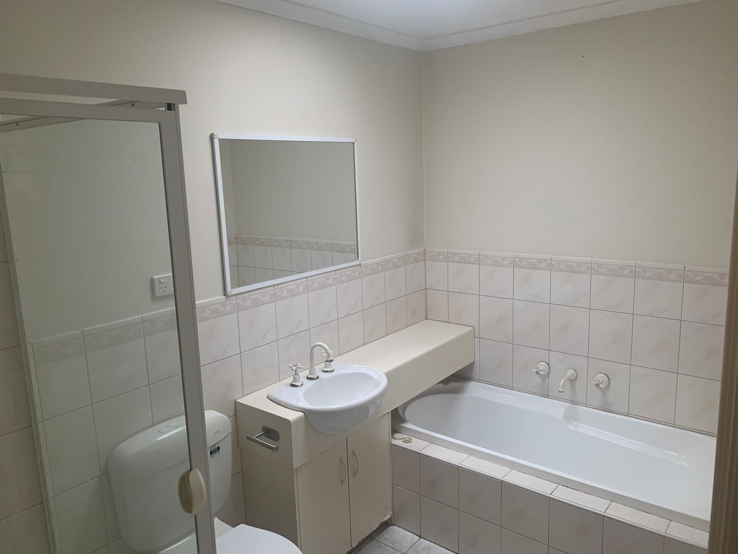 1/5 Wilson Avenue, Montmorency, VIC 3094, Montmorency - Thumbnail 5