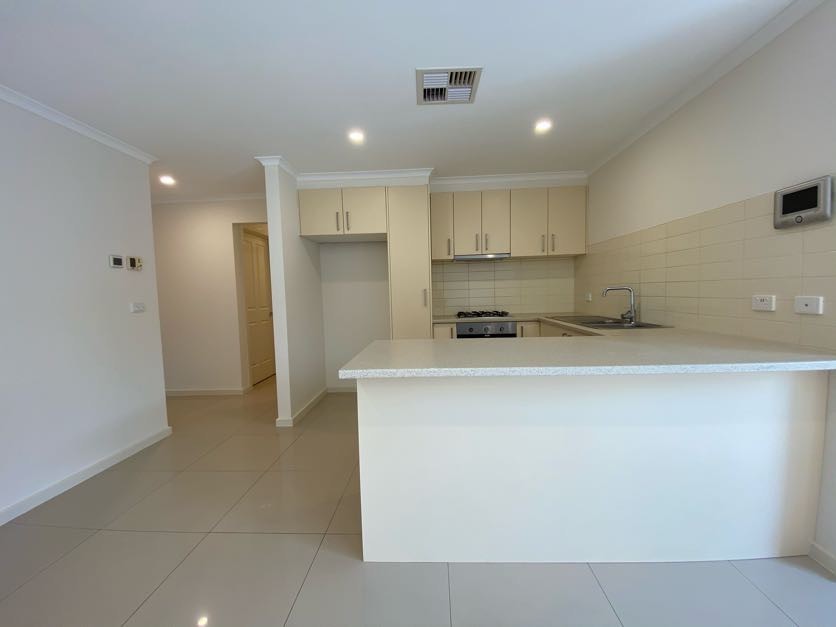 1/50 Daley Street, Glenroy, VIC 3046, Glenroy - Thumbnail 2
