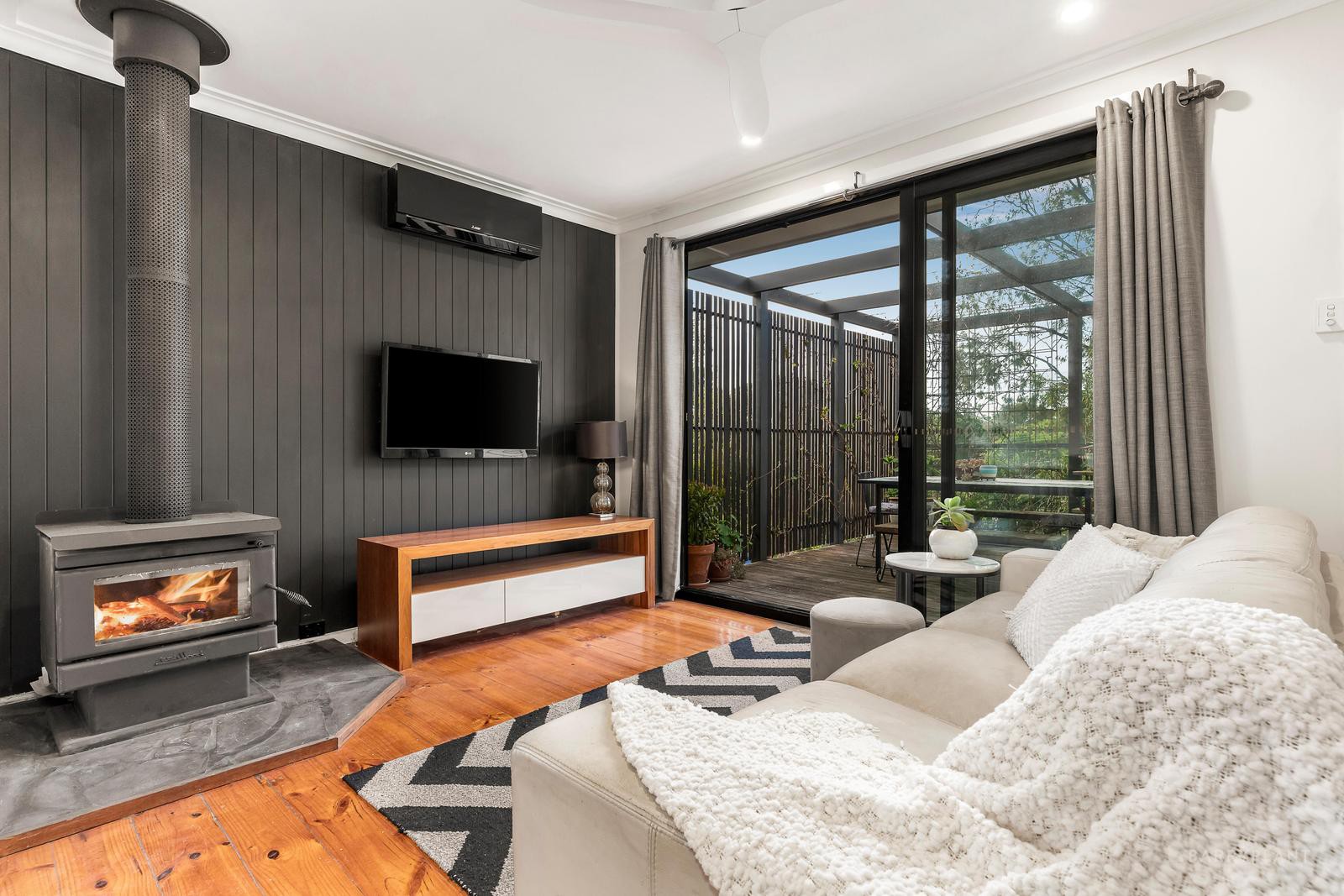 1/50 Luck Street, Eltham, VIC 3095, Eltham - Thumbnail 3