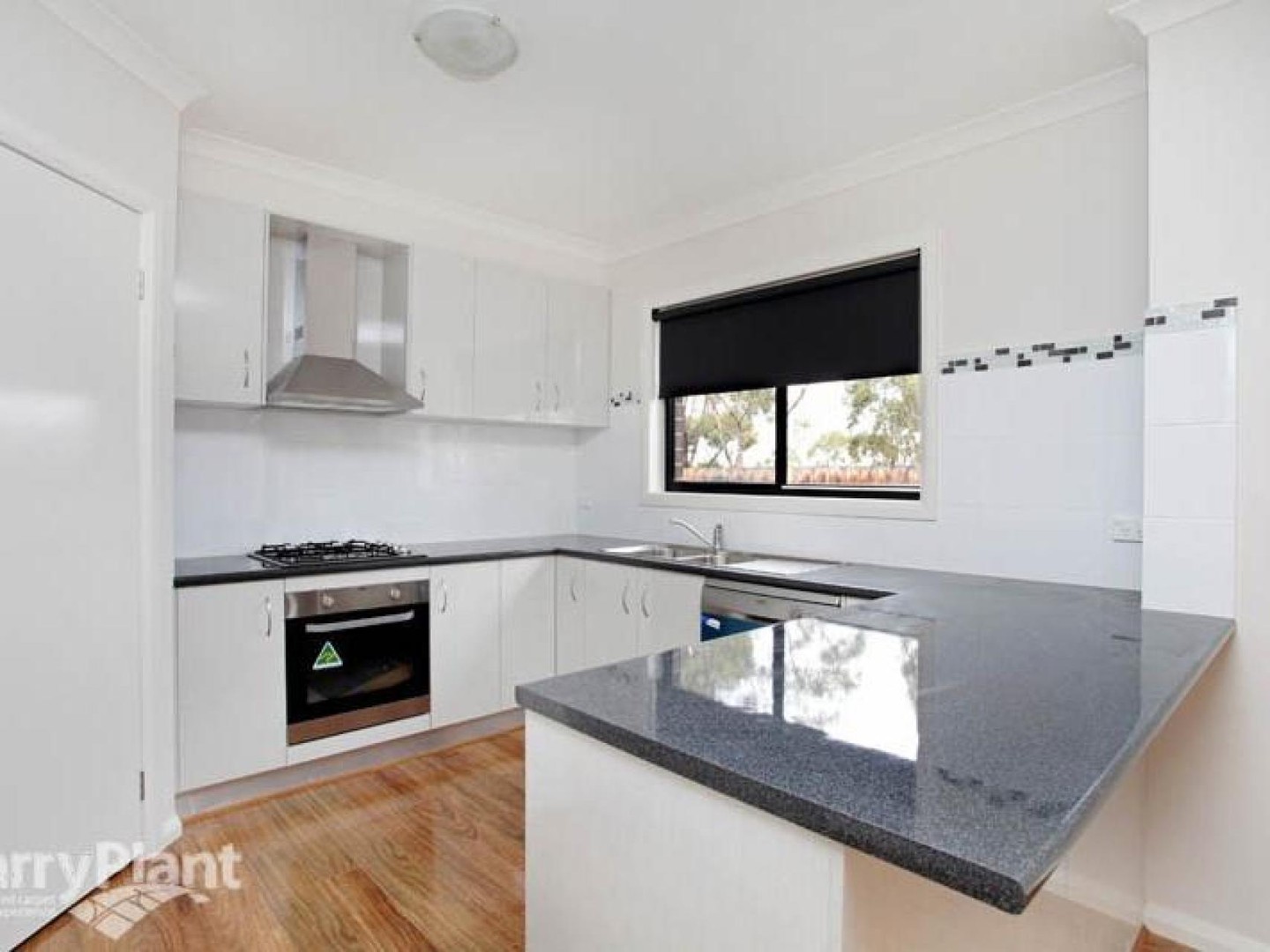 1/52 Cambrian Way, Melton, VIC 3337 - Thumbnail 1 - 13/10/2025