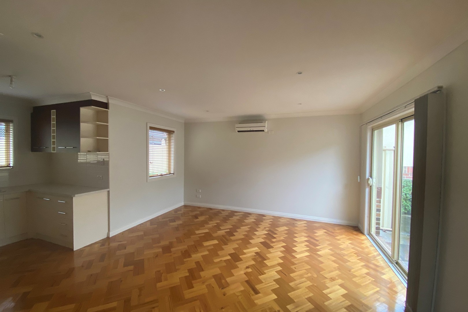 1/52 Crookston Road, Reservoir, VIC 3073, Reservoir - Thumbnail 2