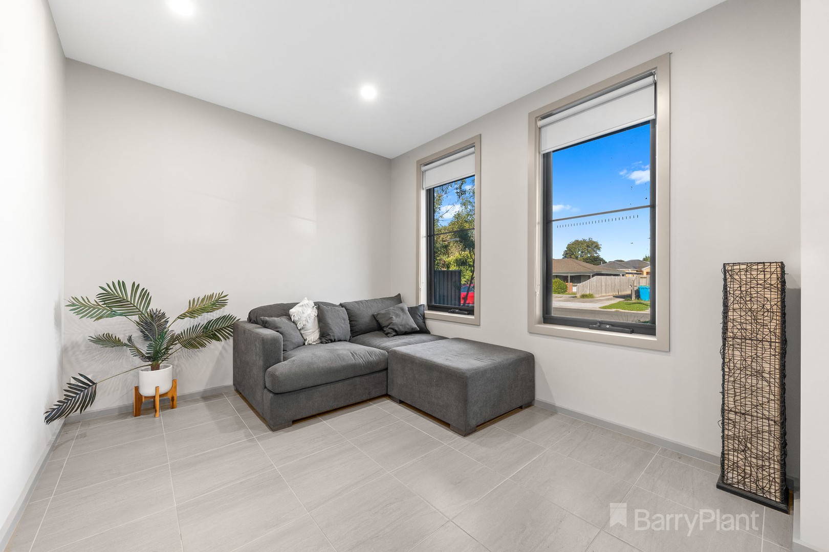 1/53 Normanby StreetCranbourne, VIC 3977, Cranbourne - Thumbnail 2