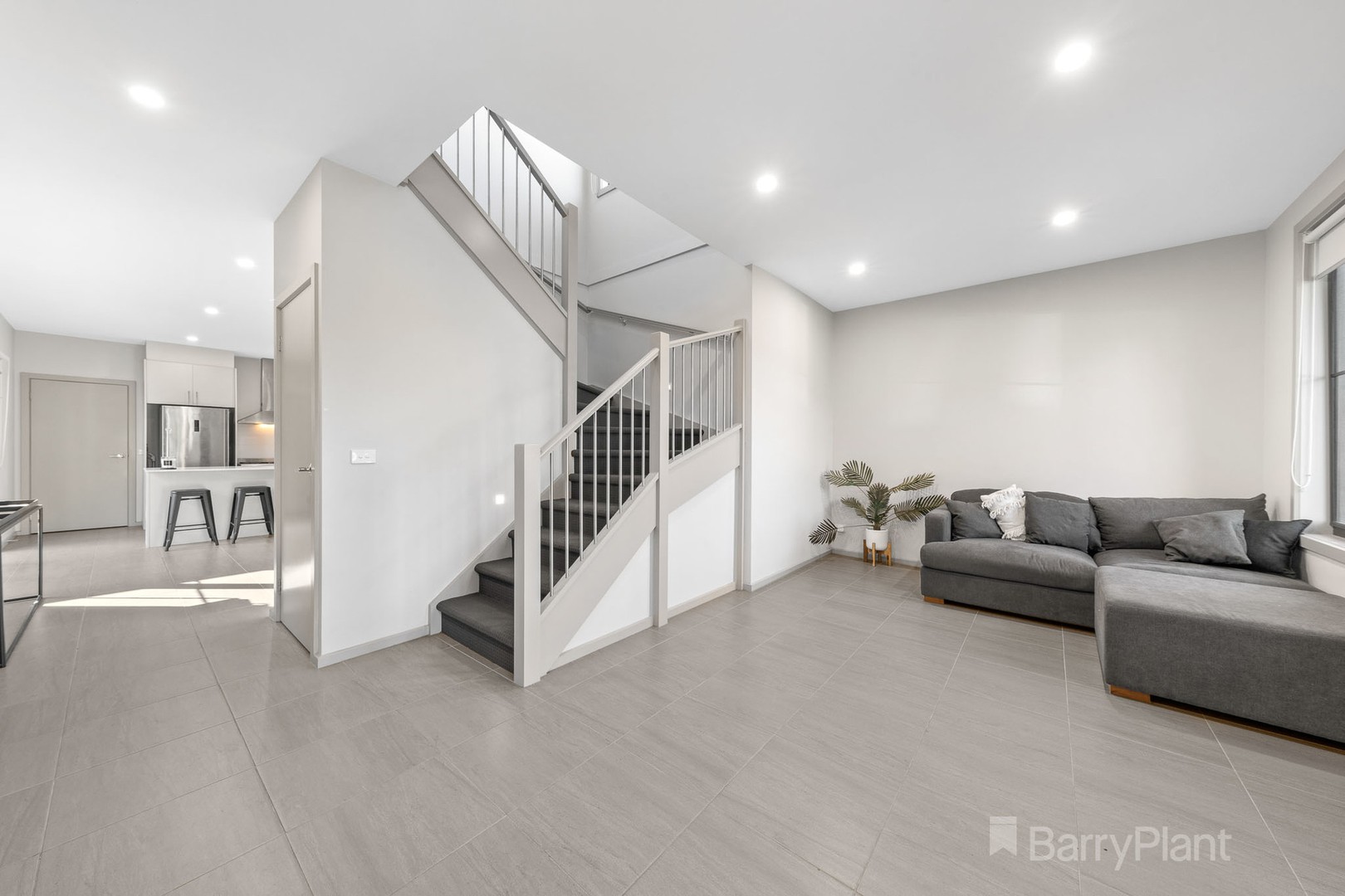 1/53 Normanby StreetCranbourne, VIC 3977, Cranbourne - Thumbnail 3