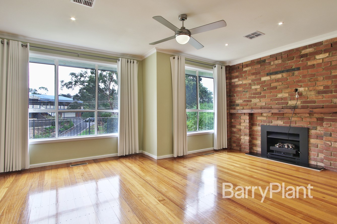 1/54 Banks Road, Eltham, VIC 3095, Eltham - Thumbnail 2