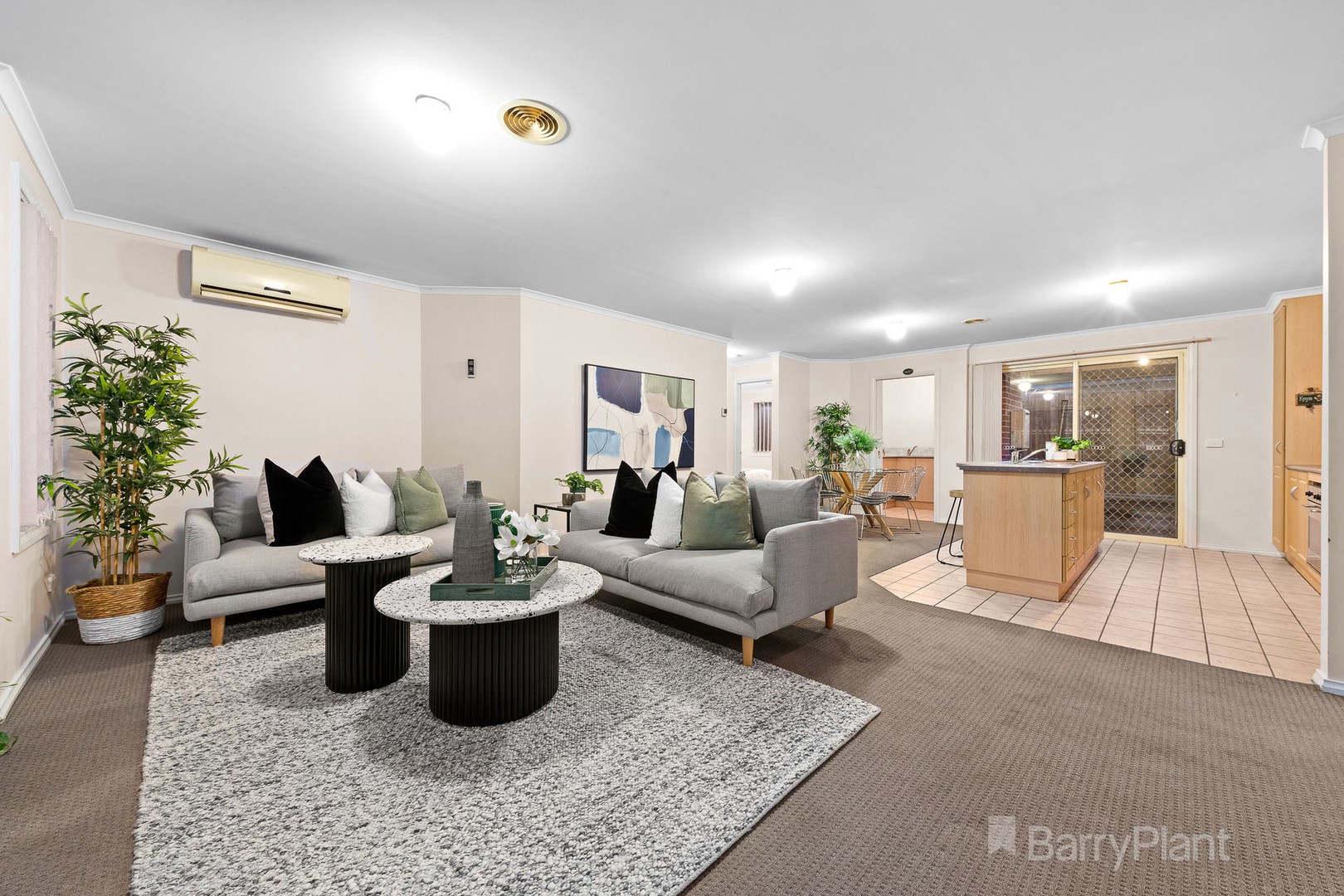 1/54 Smethurst Avenue, Pakenham, VIC 3810, Pakenham - Thumbnail 2