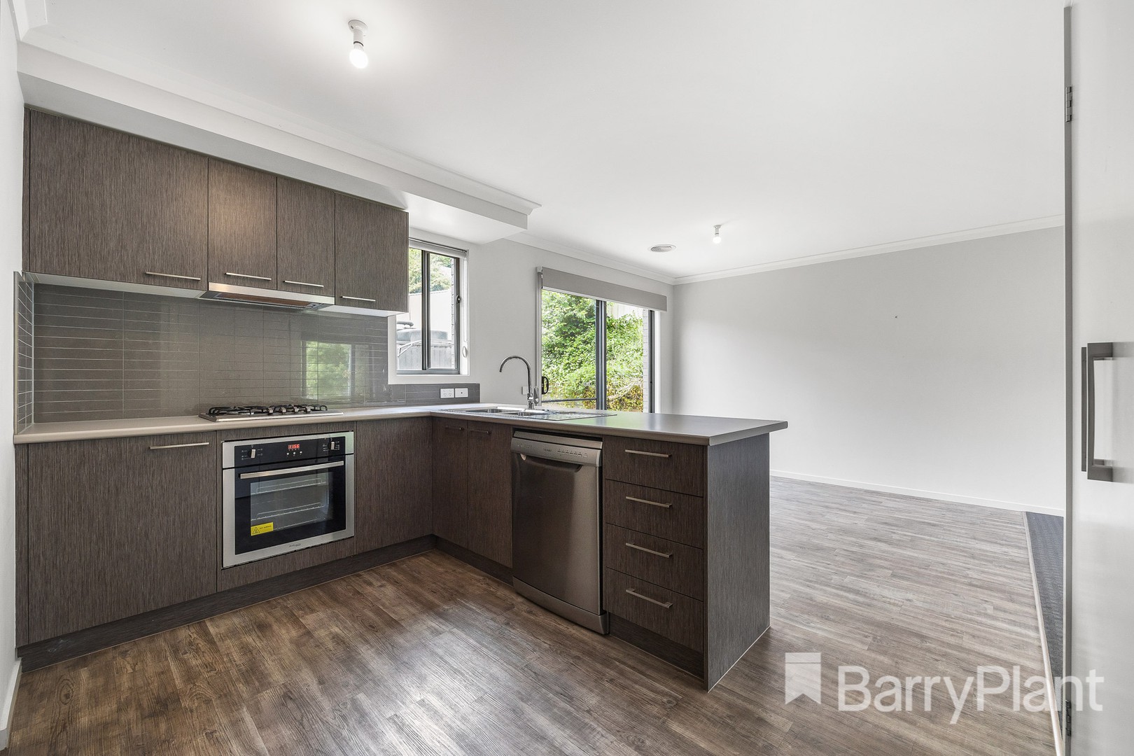 1/55 Clunes Road, Creswick, VIC 3363, Creswick - Thumbnail 2