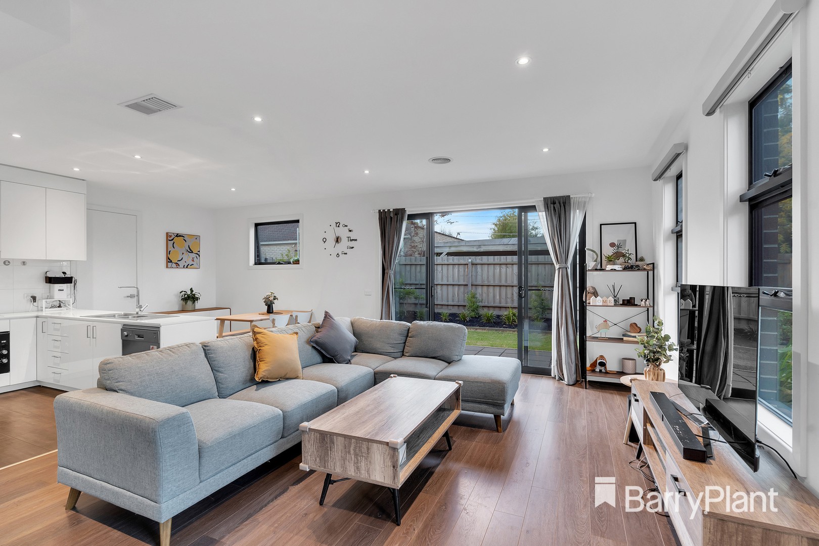1/55 King ParadeKnoxfield, VIC 3180, Knoxfield - Thumbnail 2