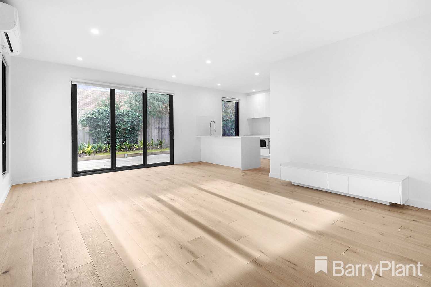 1/57-59 Tootal Road, Dingley Village, VIC 3172, Dingley Village - Thumbnail 2